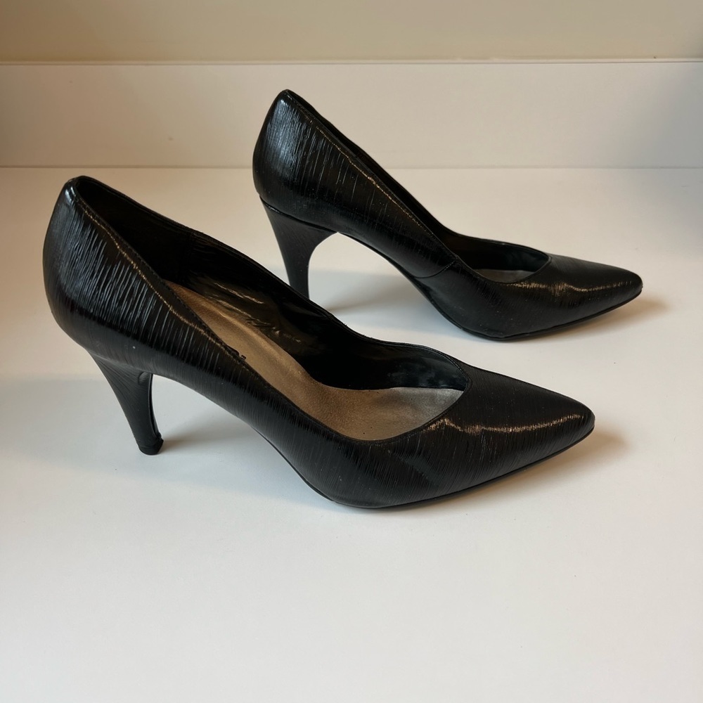 Moda Spana Textured Pump, Excellent Condition. Size 8.5 - Picture 2 of 7